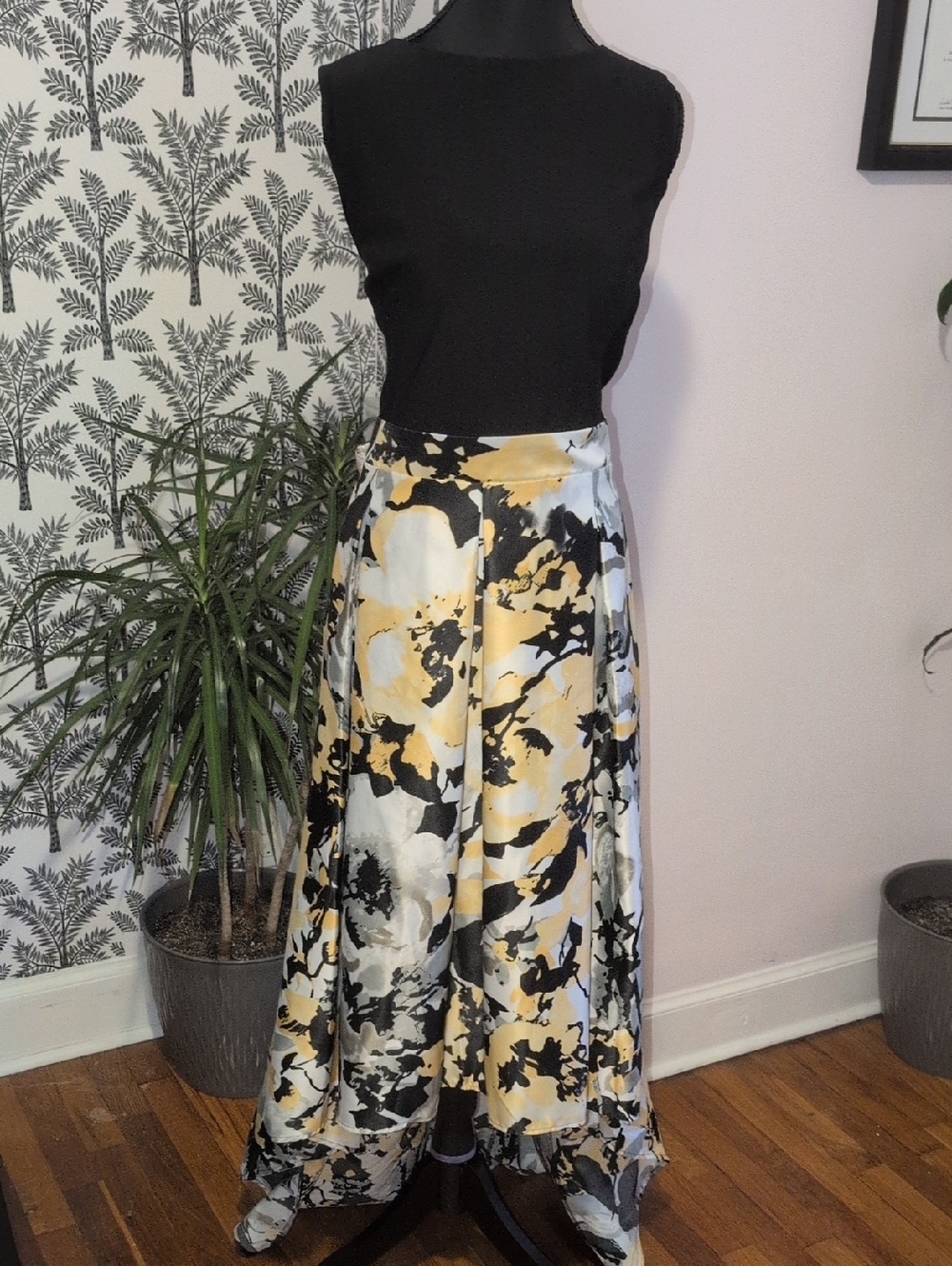 Blu Sage Sleeveless Black, Yellow and Grey Abstract High-Low Dress